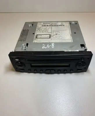 Iveco Daily 4th gen Radio/CD/DVD/GPS head unit SB082241