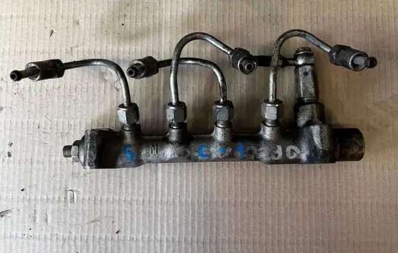 Opel Astra H Fuel main line pipe