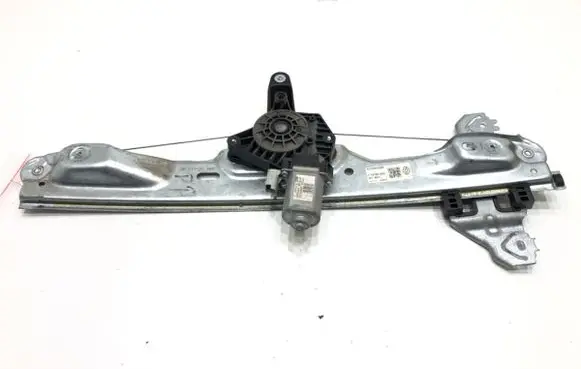 Renault Kadjar Front door window regulator with motor 807209732R