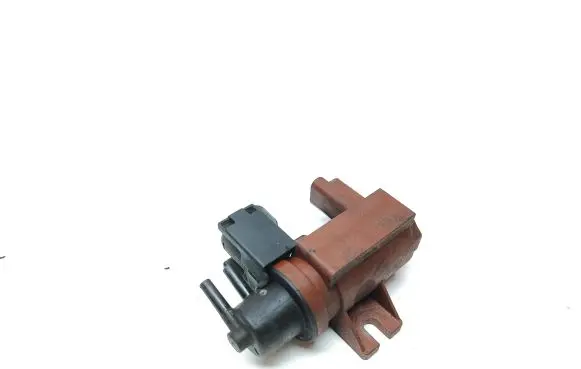 Volvo V50 Turbo solenoid valve 6G9Q9E882CA 70177100 07T227