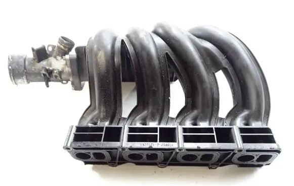 Mercedes-Benz CLC CL203 Intake manifold A61109037