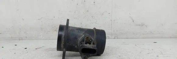 Volkswagen PASSAT B5 Mass air flow meter 028906461 0281002216