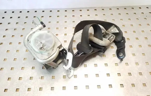 Chrysler 300 - 300C Front seatbelt P1AJ791DVAC