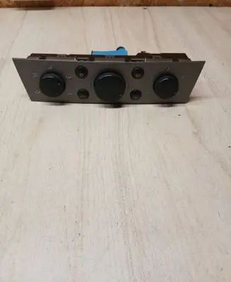 Opel Vectra C Climate control unit 13138190 69550001