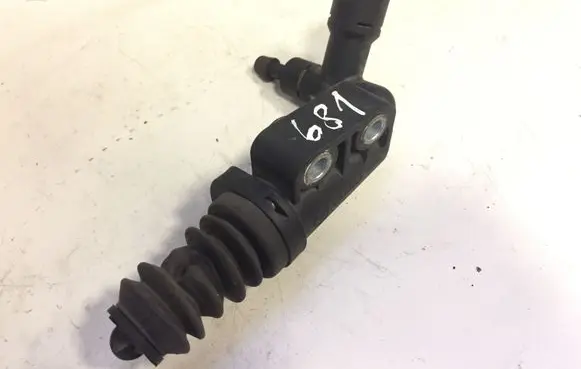 Mazda 6 Clutch slave cylinder GS1J412920