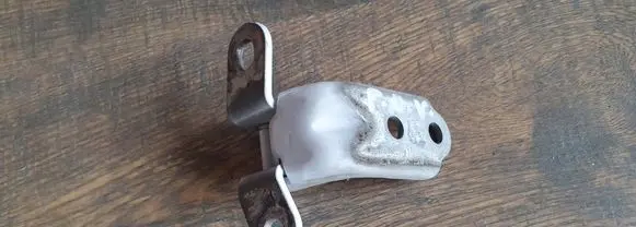 KIA Sportage Front door upper hinge