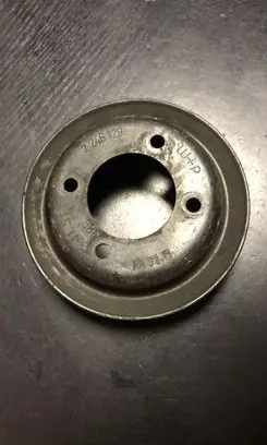 BMW 5 E39 Water pump pulley 2246129