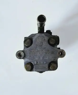 Volkswagen Sharan Power steering pump 3A67AA