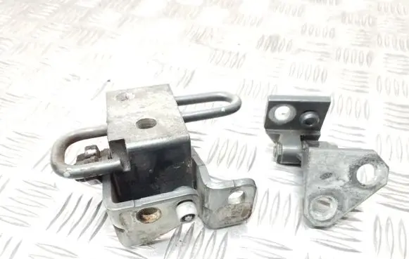 Volkswagen Golf V Rear door hinge set 1K4833412H