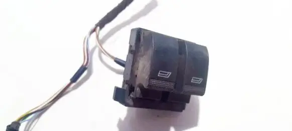 Audi A3 S3 8L Electric window control switch 8l0959851 501667