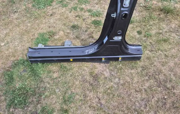 KIA Optima Sill 