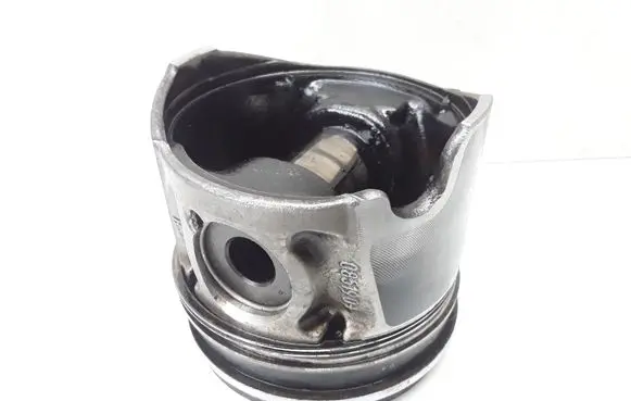 Piston