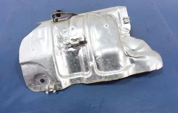 Renault Captur Exhaust heat shield 144503894R