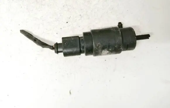 Mercedes-Benz E W211 Windscreen/windshield washer pump 3090179 30.90179
