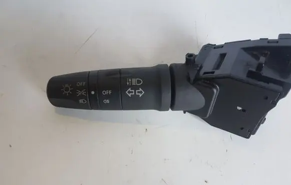 Nissan X-Trail T30 Indicator stalk 8H701 25540