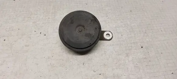 Toyota Avensis T250 Horn signal A28657625