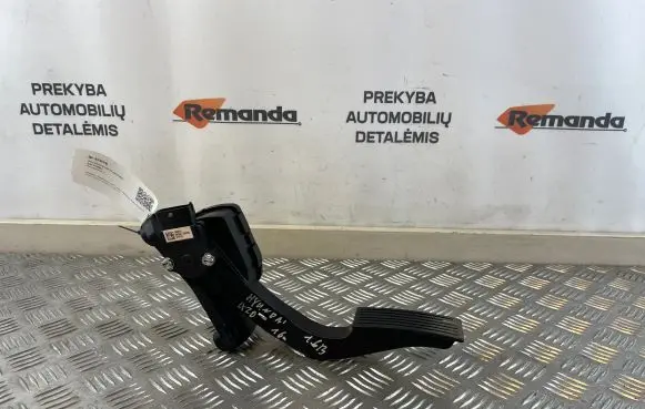 Hyundai ix20 Accelerator throttle pedal 351904A700 327271P200