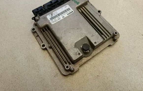 Mercedes-Benz Citan W415 Engine control unit/module 0281030899 1039S73439 237104376R