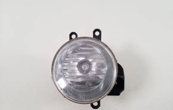 Lexus CT 200H Front fog light 8122047010