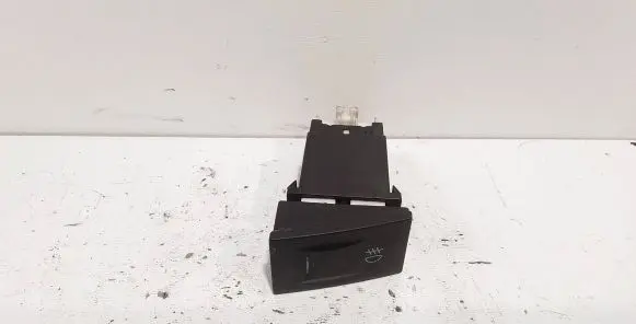 Hyundai Coupe Fog light switch 2C002 93730