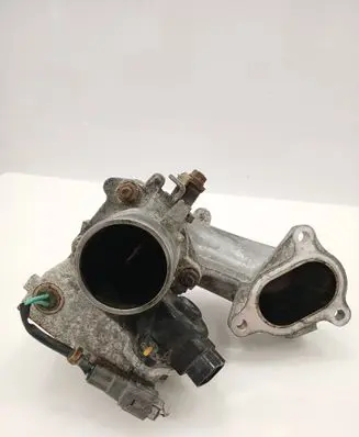 Toyota RAV 4 (XA20) Throttle valve