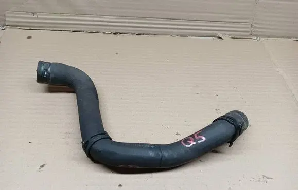 Audi Q5 SQ5 Engine coolant pipe/hose 03L121157J K4124619