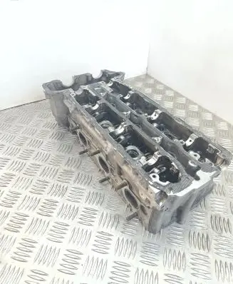 Mercedes-Benz C W204 Engine head A6420106720