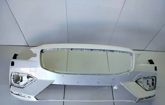 Volvo S60 Front bumper 31690589