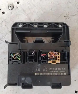 Volkswagen Touran I Comfort/convenience module 1K0959433CR S0203H044