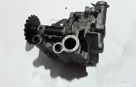 Renault Espace - Grand espace IV Oil pump 8200345757