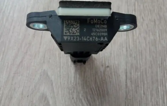 Jaguar XF X250 Airbag deployment crash/impact sensor 9X2314C676AA