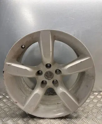 Nissan 350Z R18 alloy rim 
