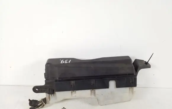 Toyota Avensis T250 Fuse module 82741-20060