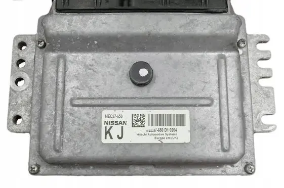 Nissan Note (E11) Wing mirror control module MEC37650