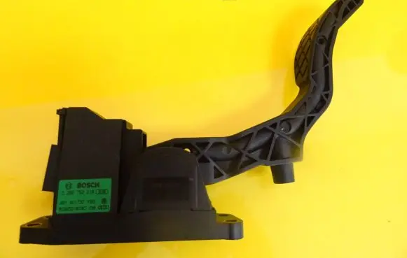Skoda Fabia Mk1 (6Y) Accelerator throttle pedal 0280752219