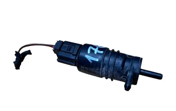 BMW X5 E70 Windscreen/windshield washer pump 67126934160 6934160 13264011
