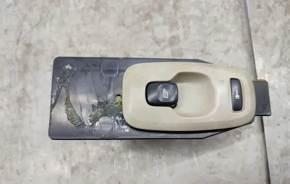 Volvo S60 Electric window control switch 30658147