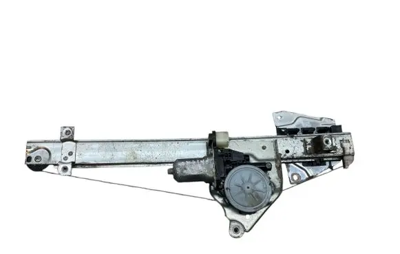 Mitsubishi Pajero Rear door window regulator with motor MR989947