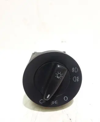 Volkswagen Golf IV Light switch 1C0941531A C1AT2102