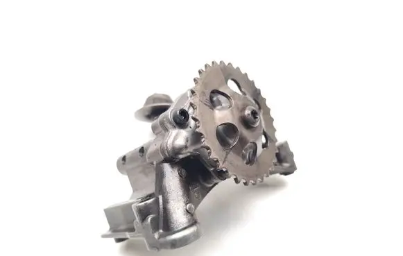 Volkswagen Passat Alltrack Oil pump 06A115121