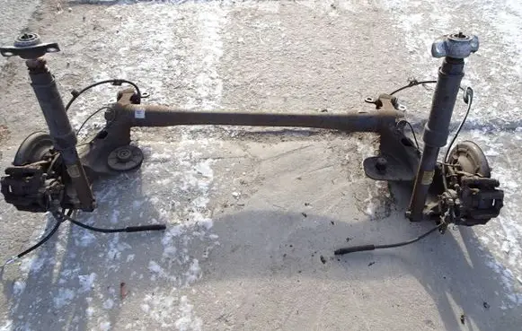 Chevrolet Trax Rear beam 