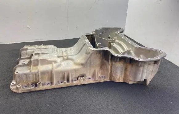 Mercedes-Benz CLS C219 Oil sump R2720142102
