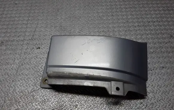 Opel Zafira A Rear/tail light trim molding 90580804