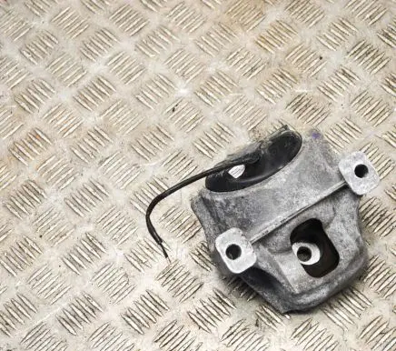 Audi A5 8T 8F Engine mount bracket 8R0199381