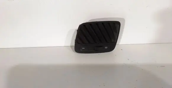 Audi A6 S6 C5 4B Dash center air vent grill 4B0819757