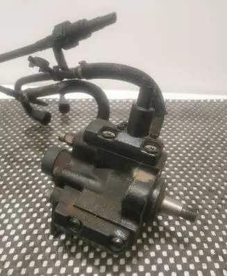 KIA Sorento Fuel injection high pressure pump 0445010010 96531C