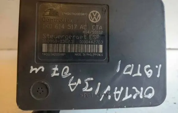 Skoda Octavia Mk2 (1Z) ABS Pump 10039933384 00004427G3 10096003623
