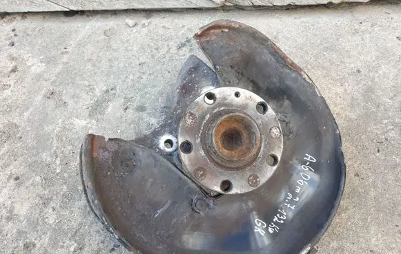Audi A6 S6 C6 4F Rear wheel hub