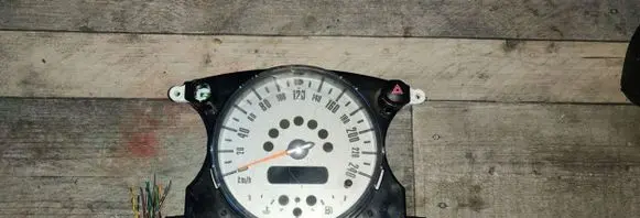 Mini One - Cooper R50 - 53 Speedometer (instrument cluster) 6974655