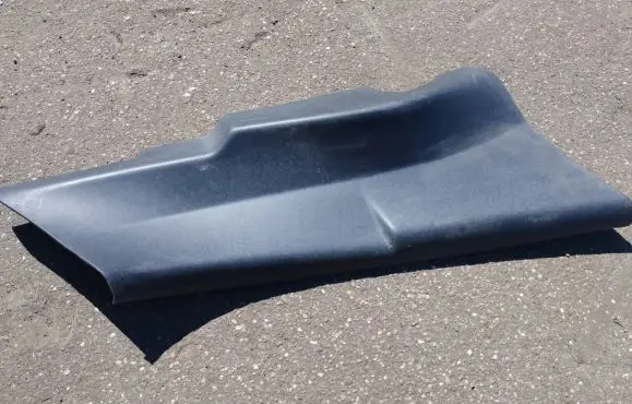 (D)pillar trim (top)